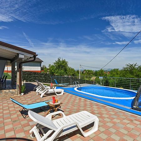 Villa Cvetkova Hiza Sa Jacuzzijem Tuheljske Toplice Exterior foto