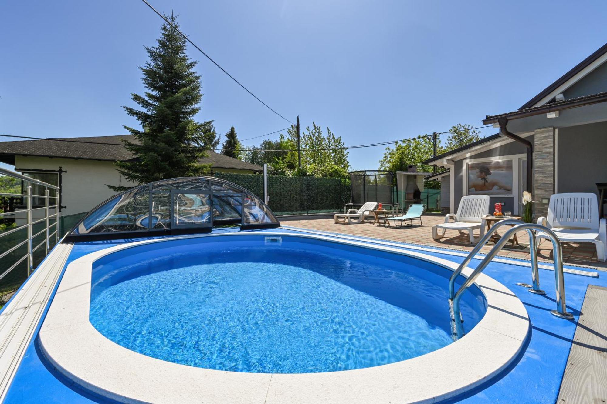 Villa Cvetkova Hiza Sa Jacuzzijem Tuheljske Toplice Exterior foto